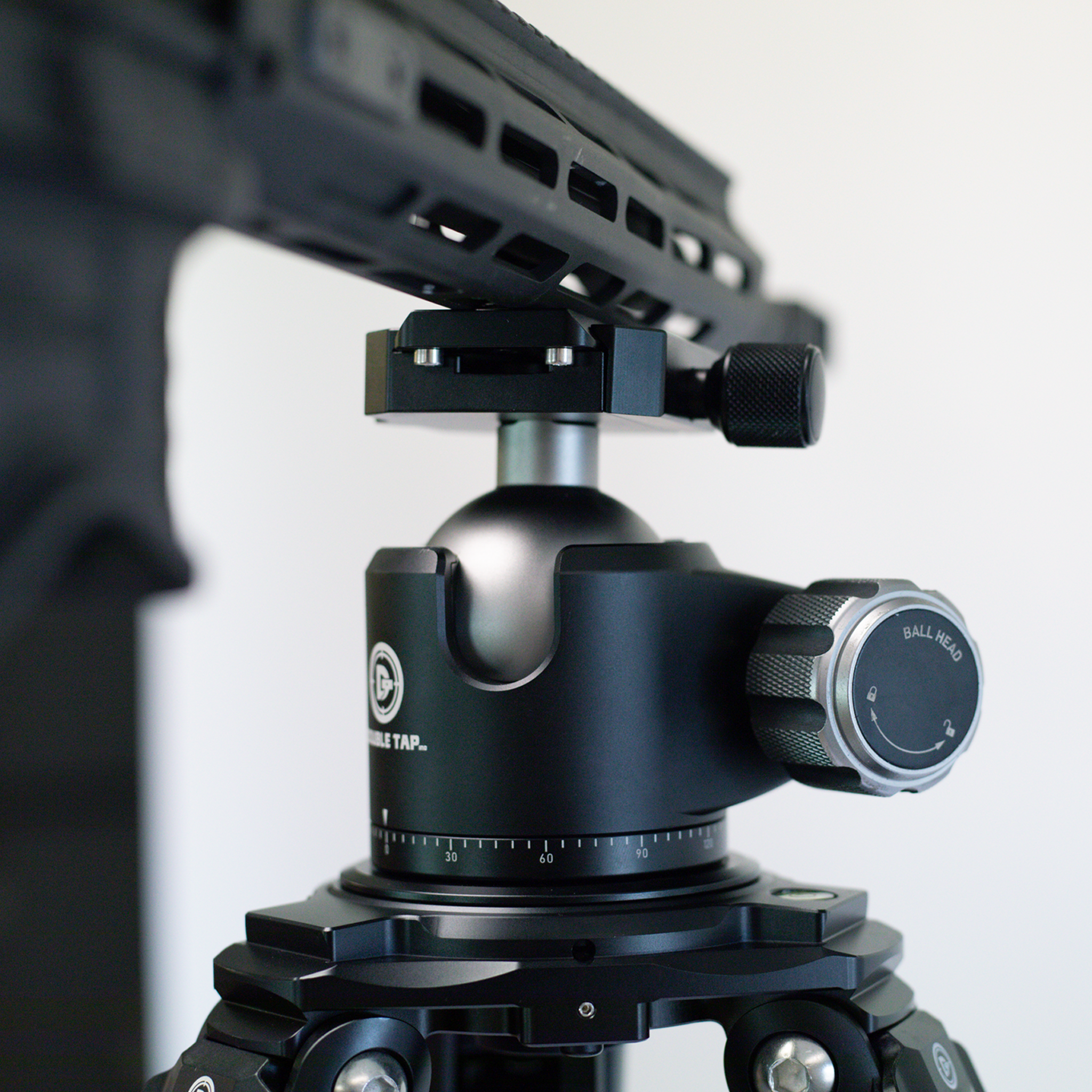 360-degree-ball-head-mount-attached-to-firearm