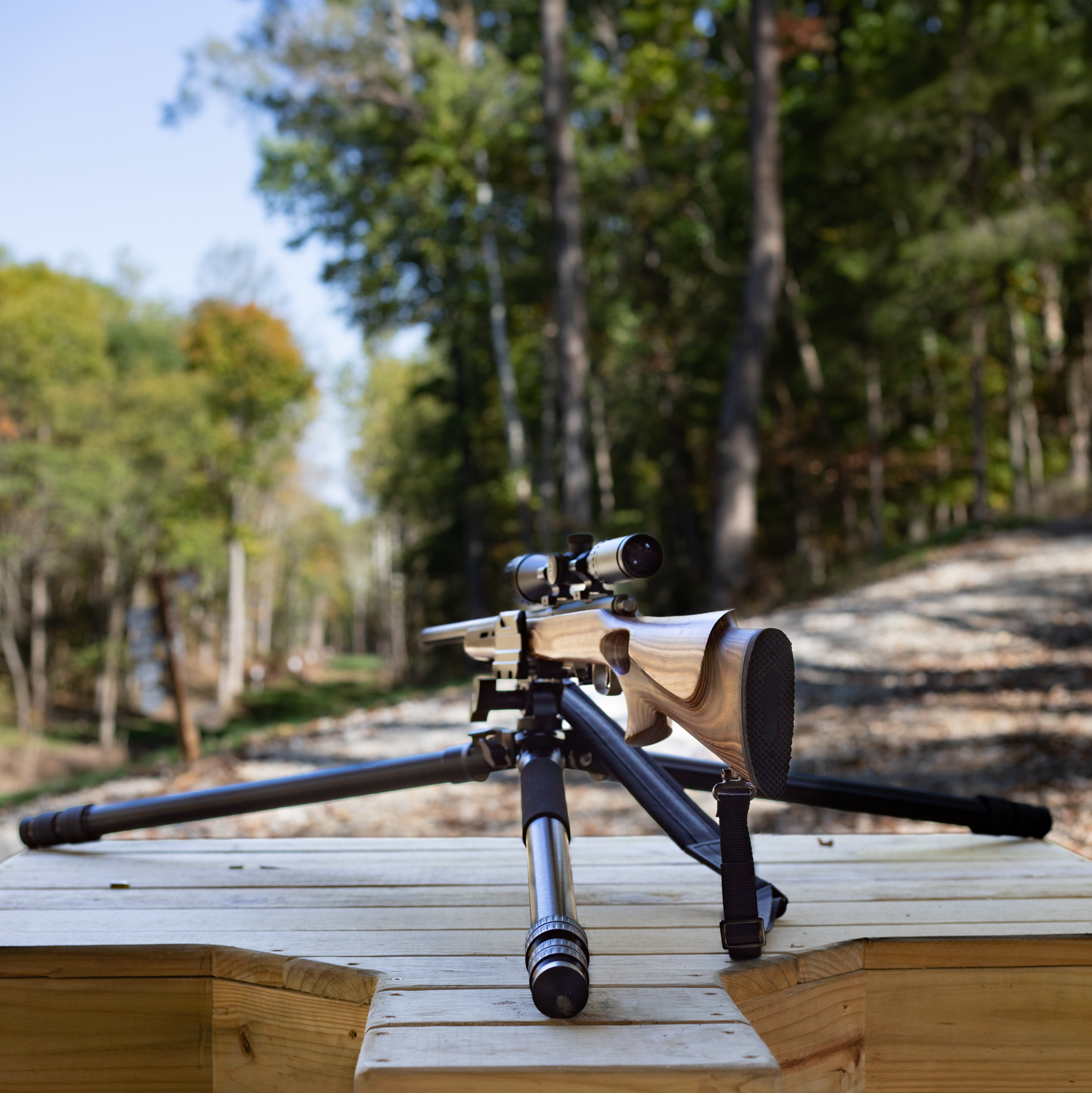 Stronghold Lite - Aluminum Tripod with Integrated Saddle Clamp