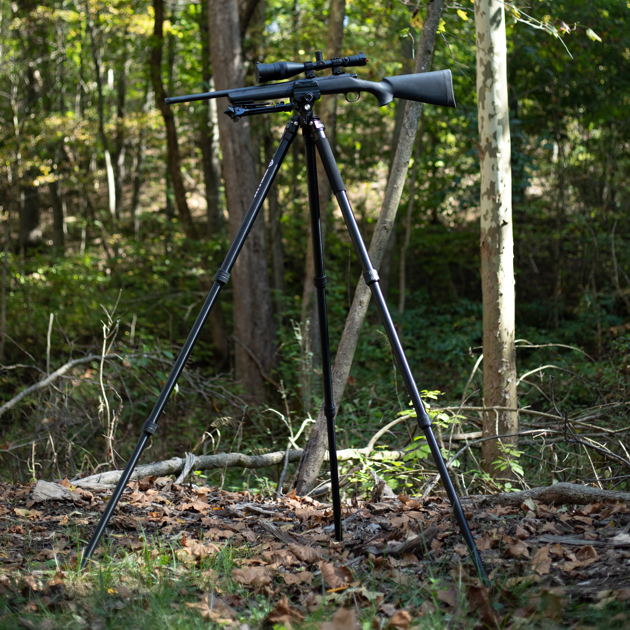 Stronghold Lite - Aluminum Tripod with Integrated Saddle Clamp